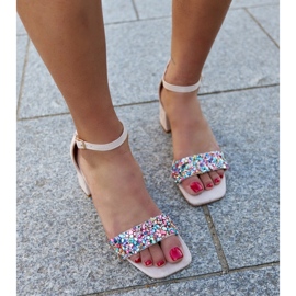 Högklackade sandaler med färgglada Ghuson-stenar beige 1