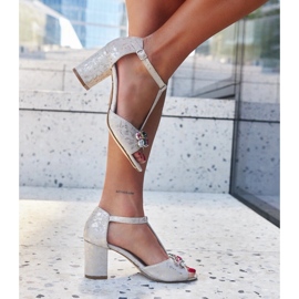 Högklackade sandaler med Gaberna lädersula beige 1