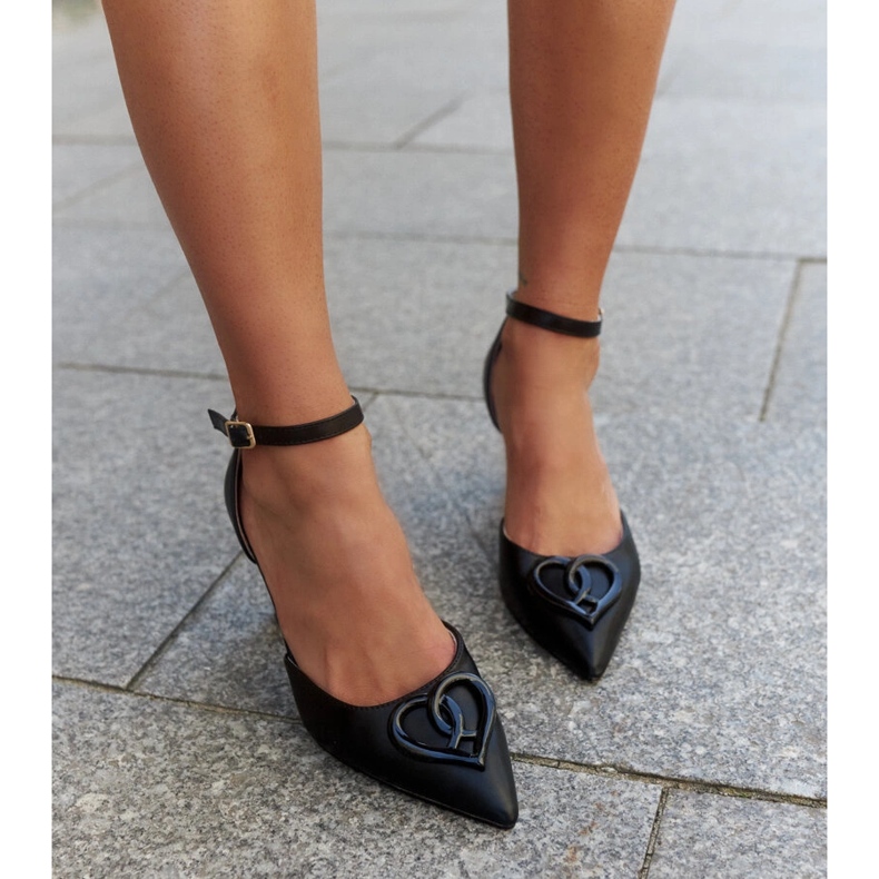 Pumps med läderinlägg och låg Wasema stilettklack svart 1