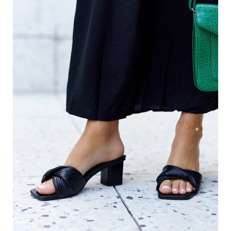 Svarta Batari högklackade flip-flops 1