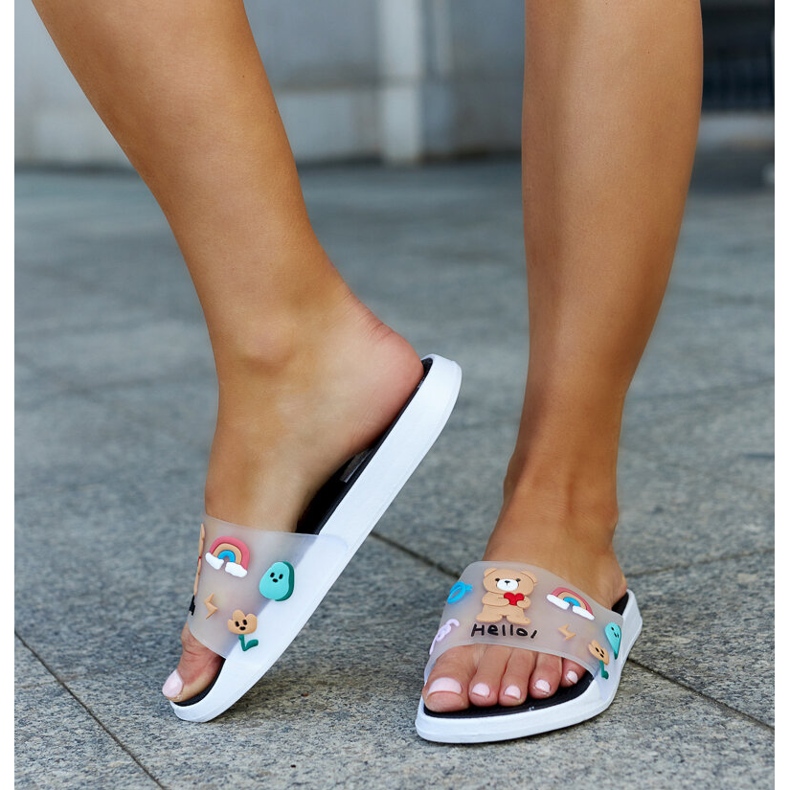 Svarta tofflor med gummi ovandel Diaspa 1