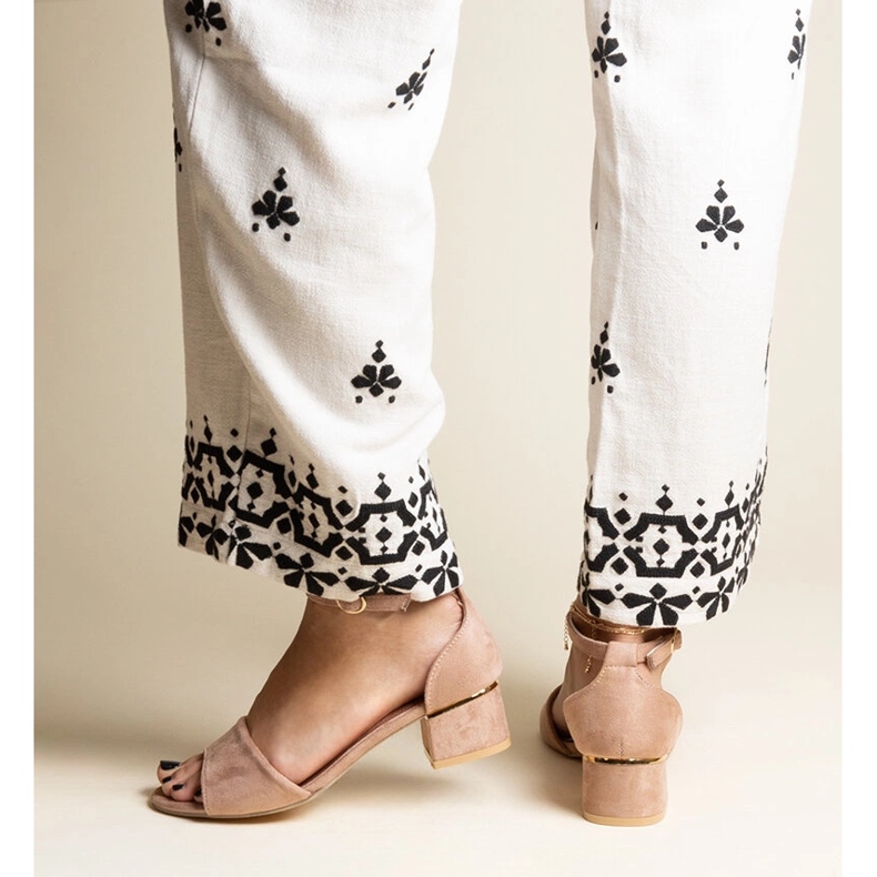 Mörkbeige klassiska Kinsela högklackade sandaler 2