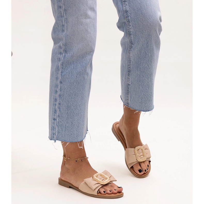 Beiga flipflops med Limera-spänne beige 1