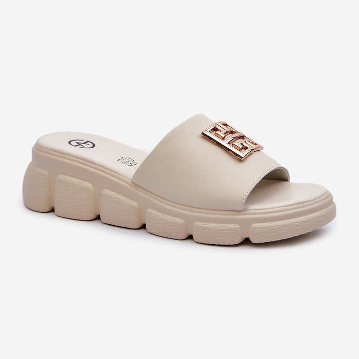 Flip-flops i läder för kvinnor med gulddekoration på kil Vinceza 41444 Beige 1