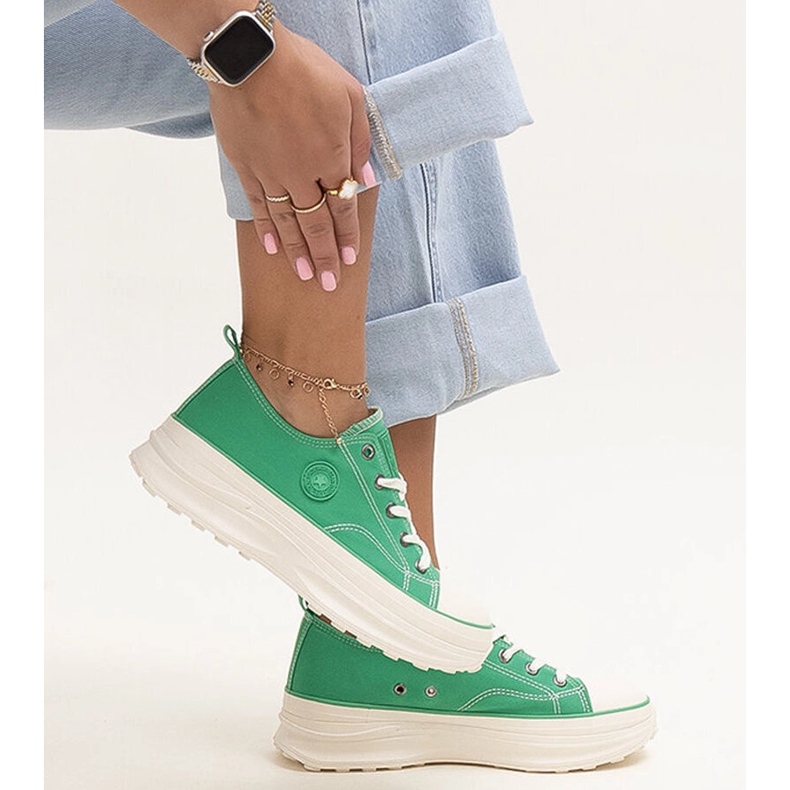 Gröna massiva sneakers Big Star NN274130 1