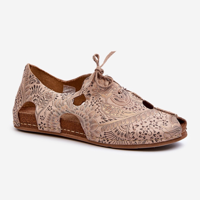 Mönstrade damskor med urskärningar Maciejka 06431-02 Beige 1