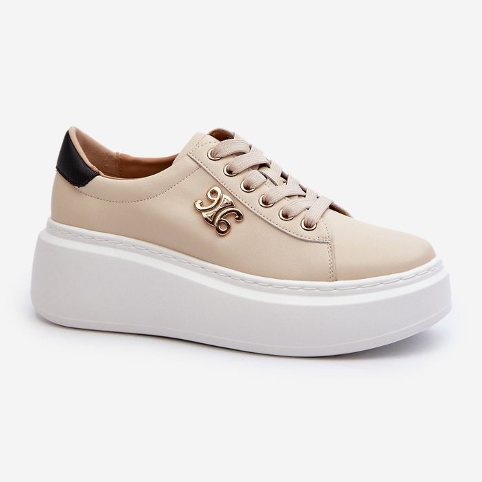 Sneakers i läder för kvinnor på den beige plattformen Pernalia 1