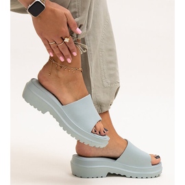 Mintflipflops med tjock sula från Soiza blå 1