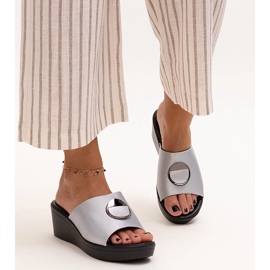 Silverkilmulor med Keirenh-spänne 1