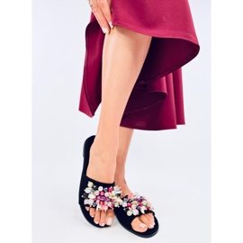 Lumsen Svarta flipflops med färgglada stenar 2