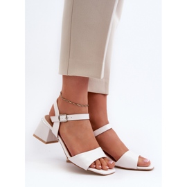 Damsandaler på block av ekologiskt läder, vit Leisha 2