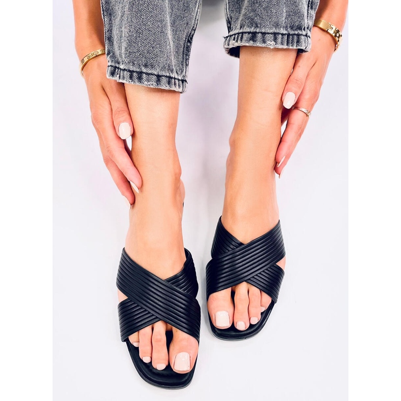 Fuzzy Black damtofflor svart 1