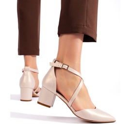 Beige dampumps från Sergio Leone 2