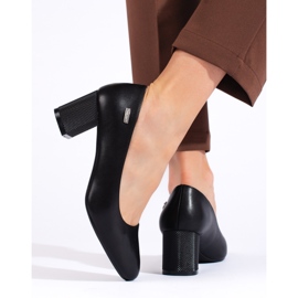 Svarta högklackade pumps för kvinnor från Sergio Leone 1