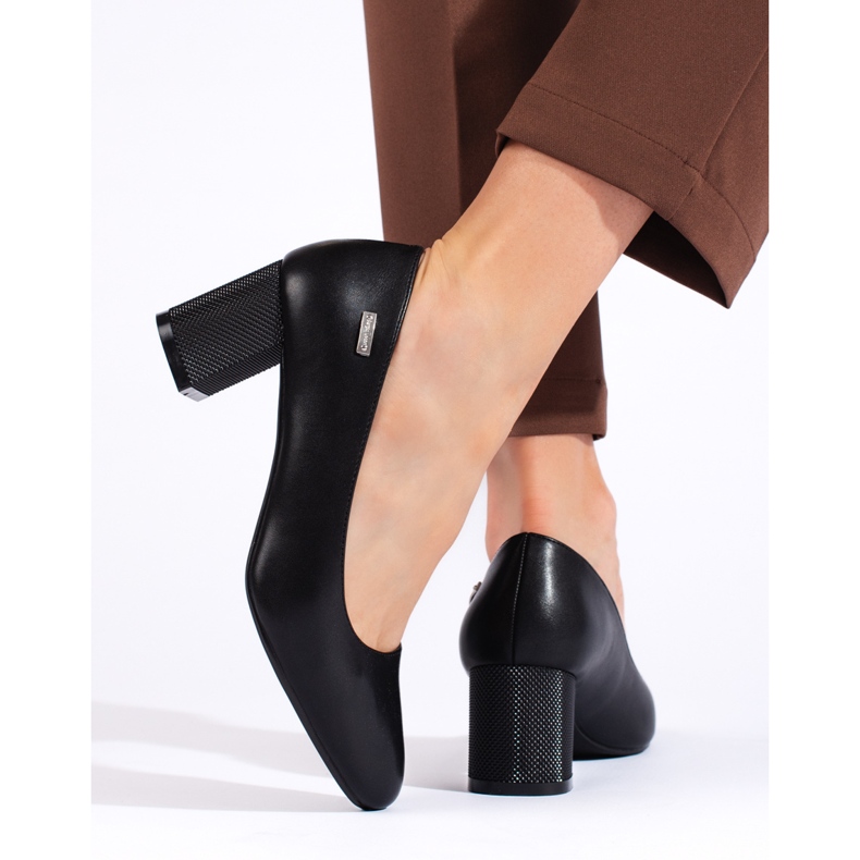 Svarta högklackade pumps för kvinnor från Sergio Leone 1