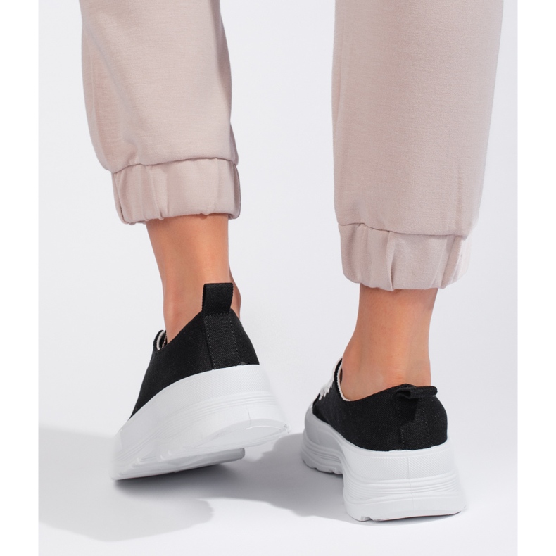 Klassiska svarta sneakers för kvinnor 1