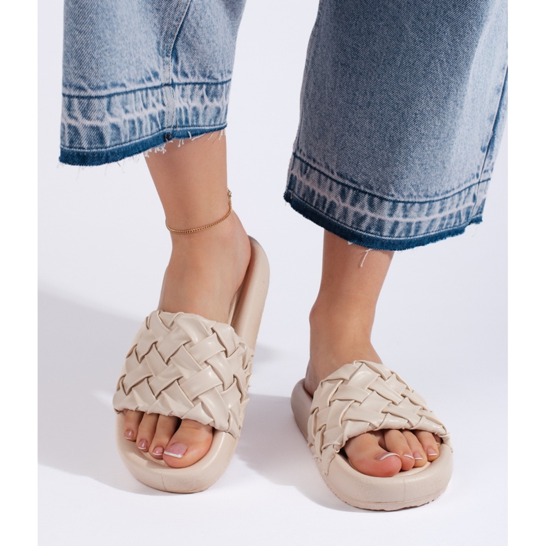 Beige flätade tofflor för kvinnor 2