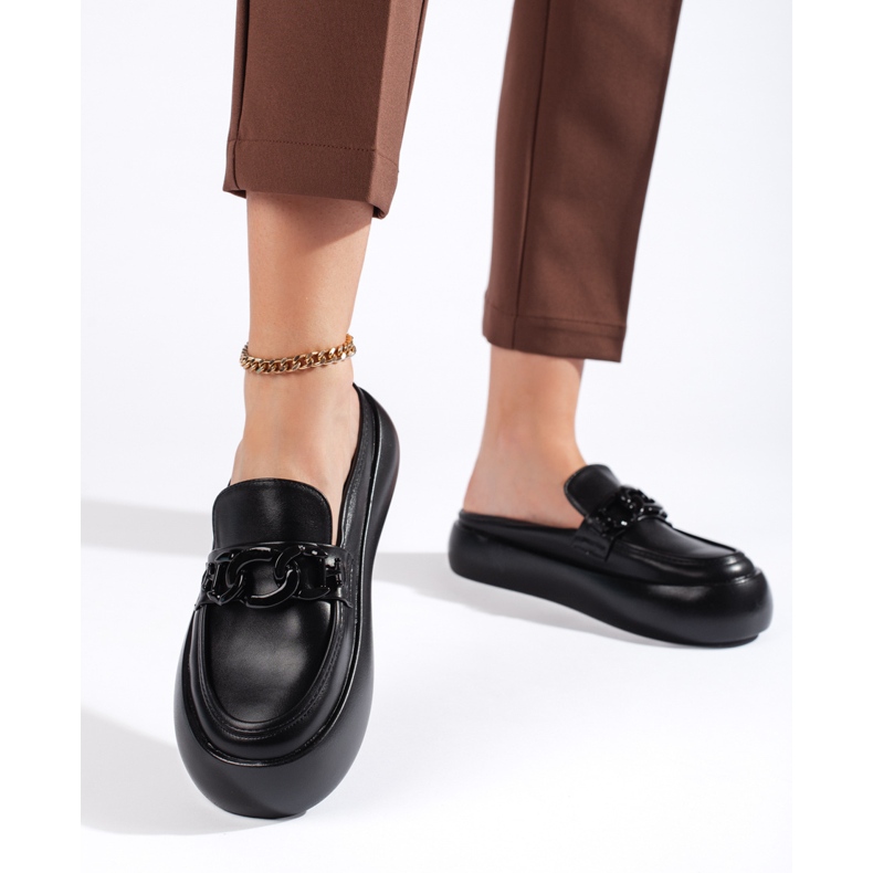 Stängda, snygga svarta damtofflor 1