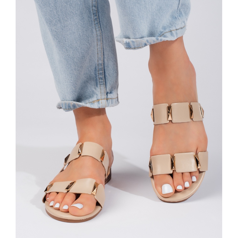 Beige damflipflops med platt sula 2