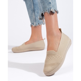 Slip-on i beige tyg för kvinnor 1