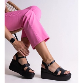 Reema svarta kilasandaler 1