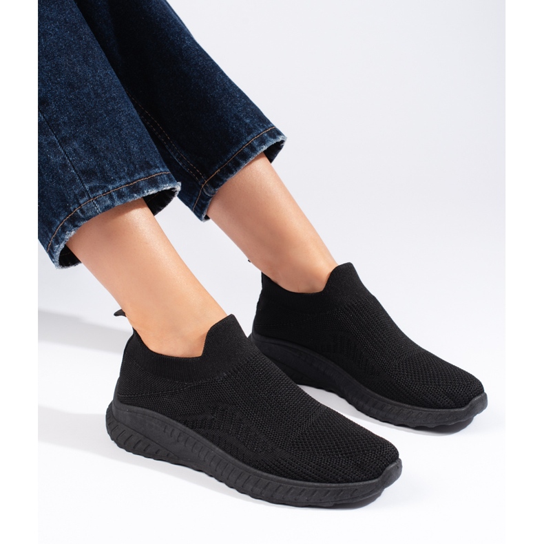 Svarta slip-on sportskor för kvinnor 1
