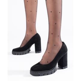 Dampumps i svart mocka med hög klack 1