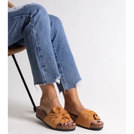 Bruna tofflor med en Ghaza-kil i kork 1