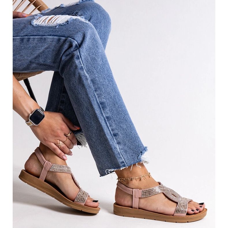 Rosa sandaler dekorerade med Michalina zirkoner 1
