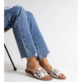 Silver flip-flops med dekorativt Bera-spänne silver- 2