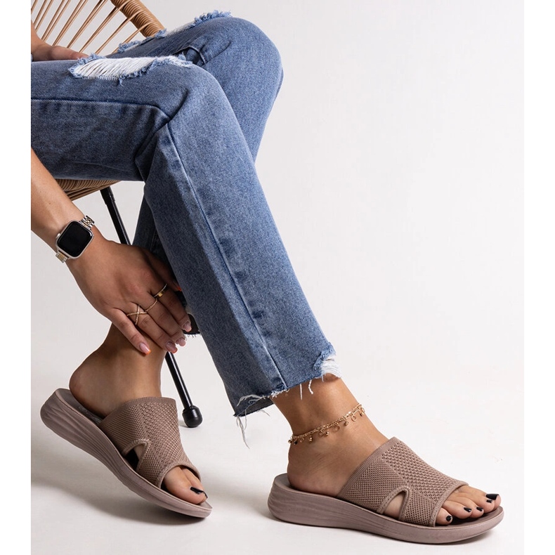 Linah bruna plattformsrutschbanor 1