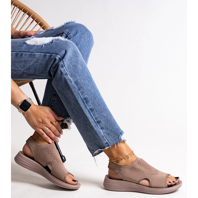 Bruna platåsandaler från Rawia 1