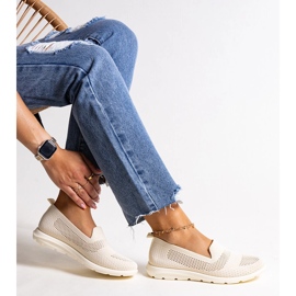 Beige sneakers med skumsula från Rahim 1