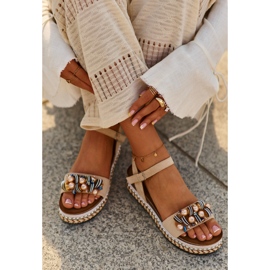 Damsandaler på kil och plattform med dekorationer S.Barski HY056 Beige 2