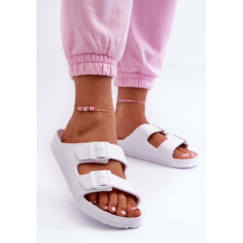 Damflip-flops med spännen Vita Luciene 2