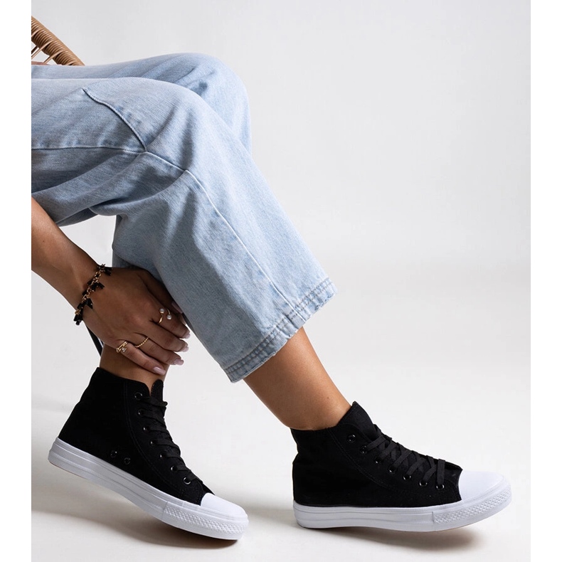Bez marki Svarta high-top Ghanem sneakers 1