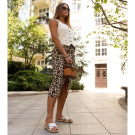 Silver genombrutna tofflor från Awet 1