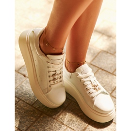 Platformsneakers i läder för kvinnor med nallebjörn Vit Vinceza 66641 1