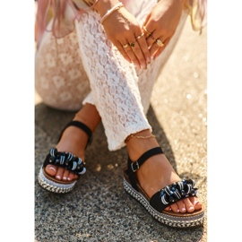 Damsandaler på en kil och plattform med dekorationer S.Barski HY056 Svart 2