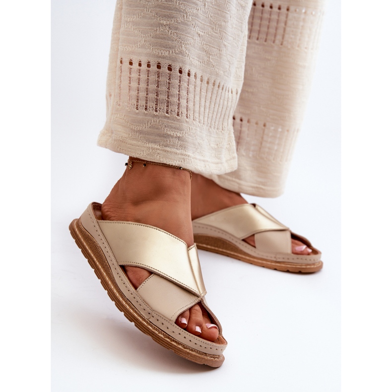 Läderprofilerade flip-flops Maciejka 04986-04 Guld-beige 2