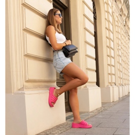 Rosa massiva Wegahta flipflops 2