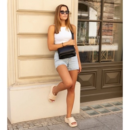 Beige massiva Amina flipflops 1