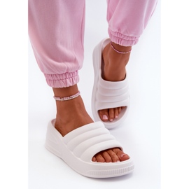 Lättviktsflip-flops i skum för kvinnor på kil och plattform, vit Tendrea 4