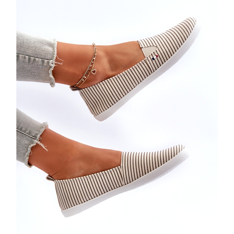 News Beige Pazaria Slip-On Randiga Sneakers för kvinnor 3