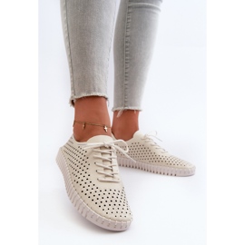 Beige läder Sneakers för kvinnor med ett genombrutet mönster Ilvima 2