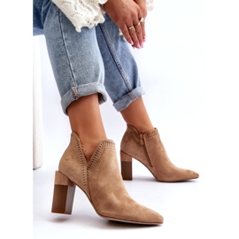 Bella Paris Beige stövlar med genombrutet mönster 4