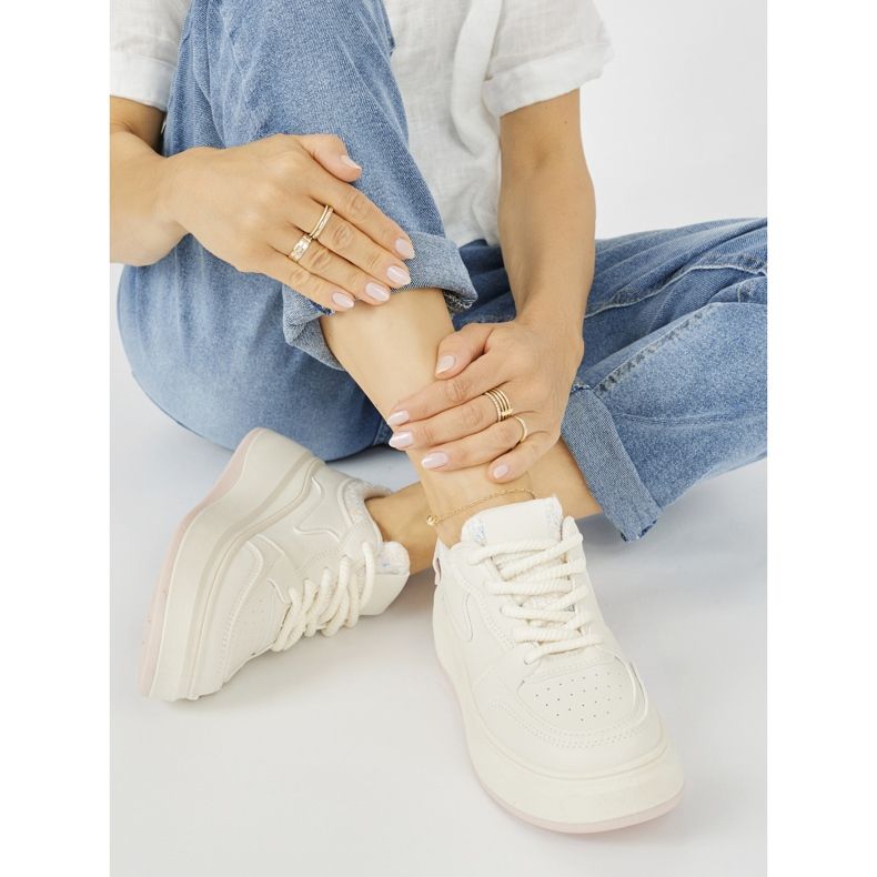 Krämsneakers för kvinnor med tjock sula beige 2