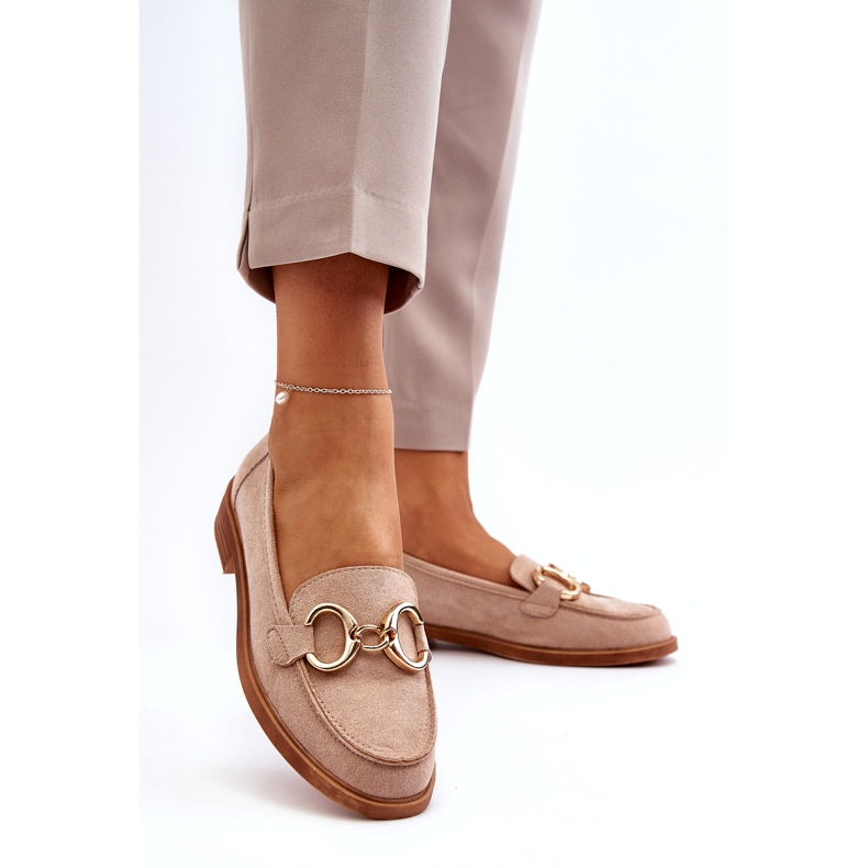 Vinceza Mockasiner i beige mocka för kvinnor med gulddekoration 1