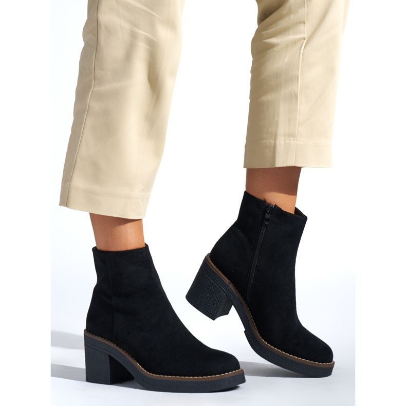 Svarta ankelstövlar för kvinnor 1