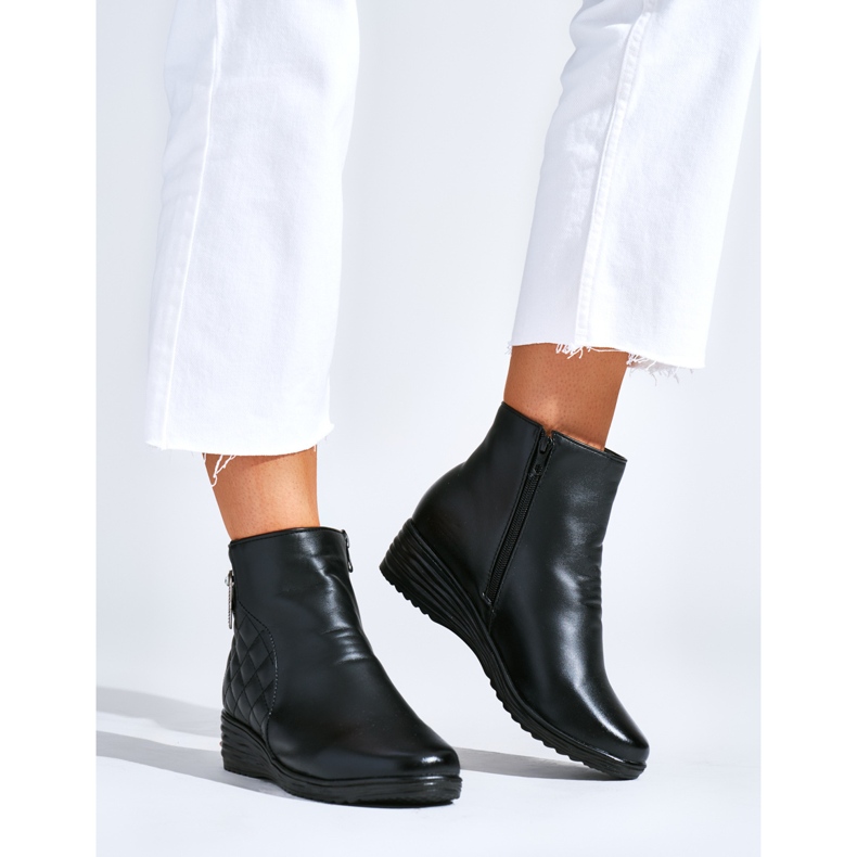Bekväma svarta wedge boots 1